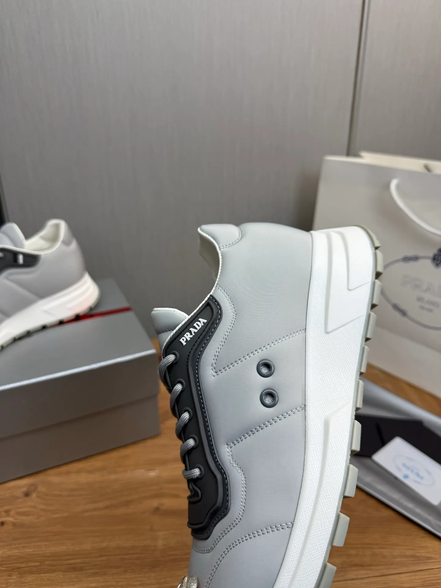 Men's shoes 💰560💰 [PRADA] Popular men's shoes shipped 👏Official website synchronized ⬆️Original imported waterproof fabric + cowhide lining, 1⃣️:1⃣️reproduction, original sole, 38-45 (45. Customized, non-refundable)